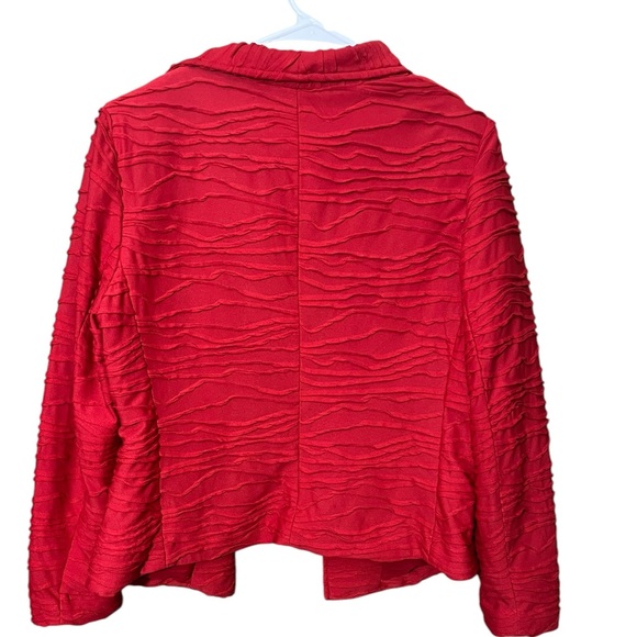 Chicos Size 1 (M8) Blazer Jacket, Red Textured, Zip Pockets. - Picture 2 of 2